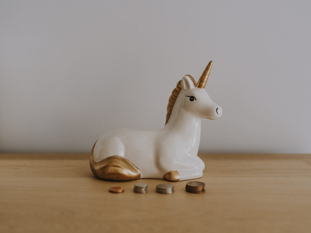 Krzysztof Król w serii #PYTANIAVETO 1 fot. Annie Spratt/ Unsplash
