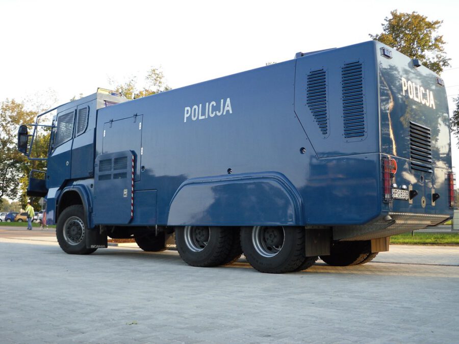 Policja inwestuje w sprzęt do… tłumienia protestów fot. flickr.com