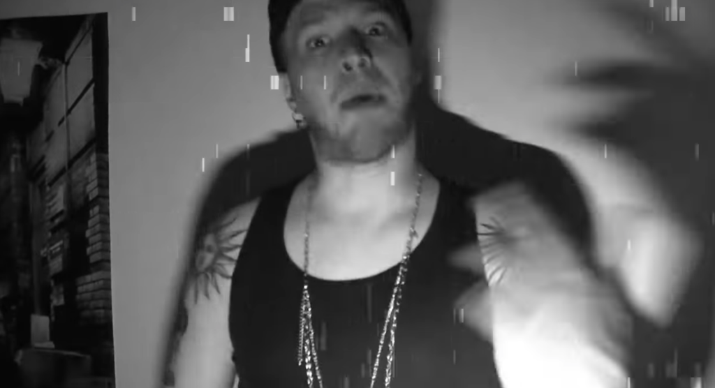 Ziemowit Gowin w #hot16challenge2: TVPiS? Jak w Korei propaganda Ziemowit Gowin rapuje o PiS.