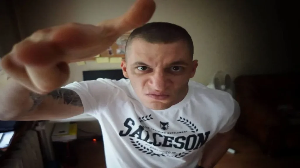 dziki trener kupuje akcje mpay