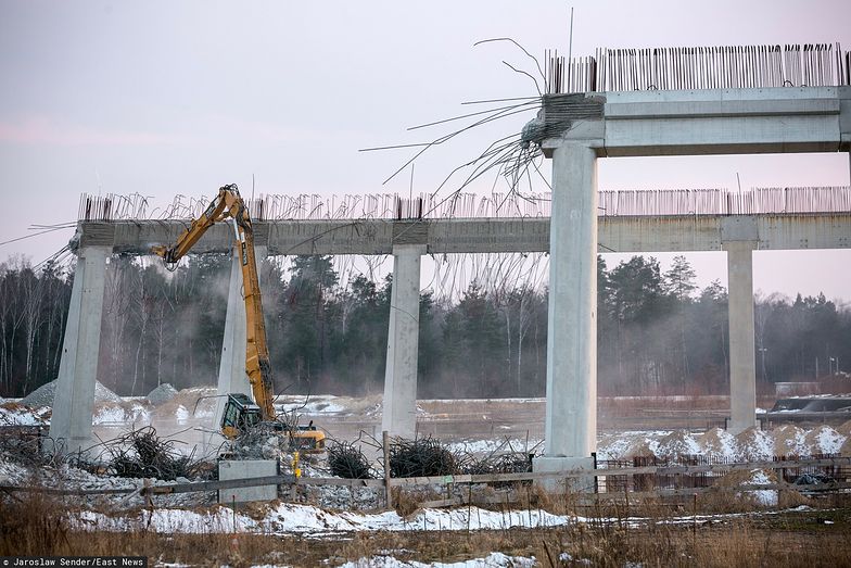 Ostrołęka: budowali, by wyburzyć. Pieniędzy nie ma... elektrowni również 1 elekttrownia