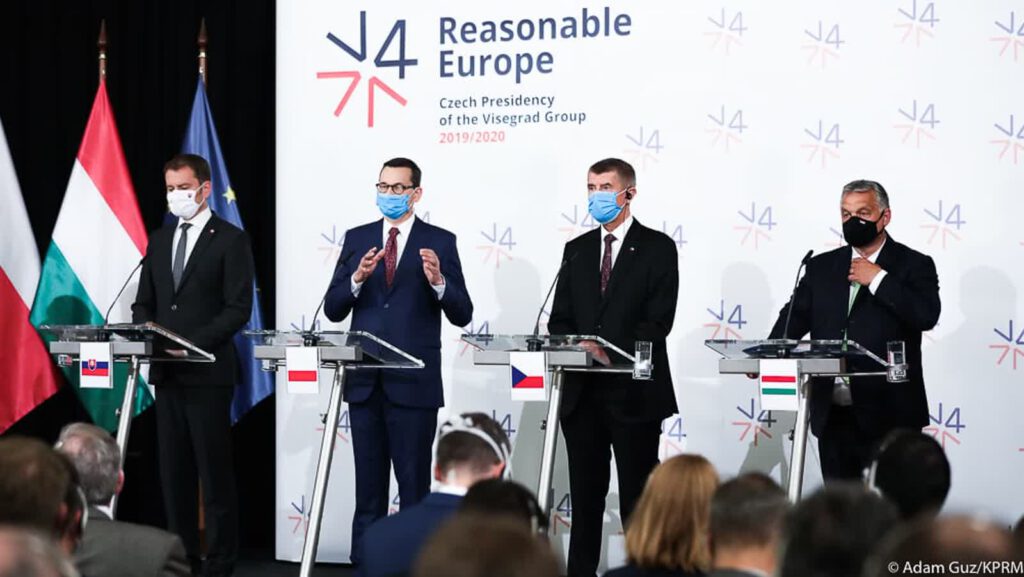 Sejm przyjął uchwałę PiS: blokowanie budżetu UE. Czechy i Słowacja nie poprą Polski 2 kance 2020 06 11 180002