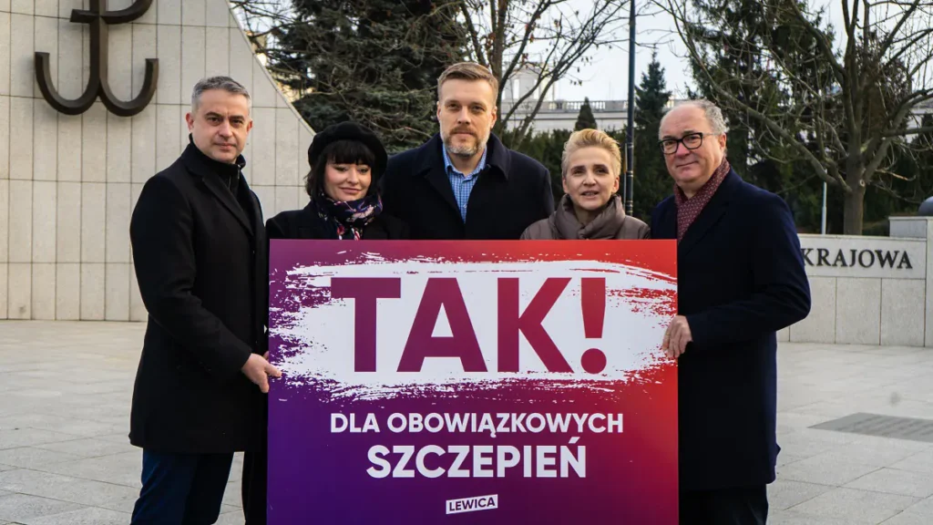 Obowiązek szczepień przeciw COVID-19? Lewica złożyła swój projekt w Sejmie lewica obowiazek szczepien