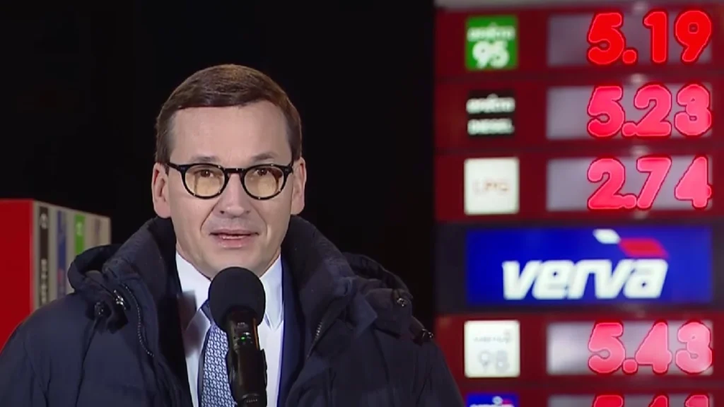 Morawiecki: inflacja przyszła z covidem, manipulacjami Gazpromu i polityką UE morawiecki tvp info obnizka vat paliwa orlen